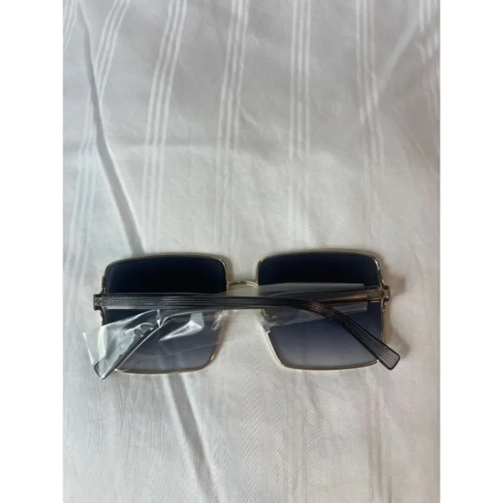 Your Next Babe Square Frame‎ Oversized Sunglasses Black